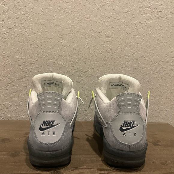 Jordan Retro 4 SE 95 Neon main image 6